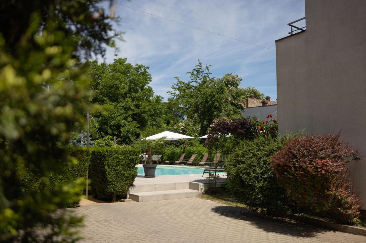 טימישוארה Hotel Perla מראה חיצוני תמונה